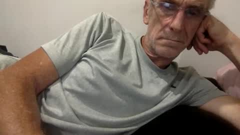 Snapshot of deanofflove221000 chatting on March 19, 2026, 8:46 pm deanofflove221000 online show from March 19, 2026, 8:46 pm