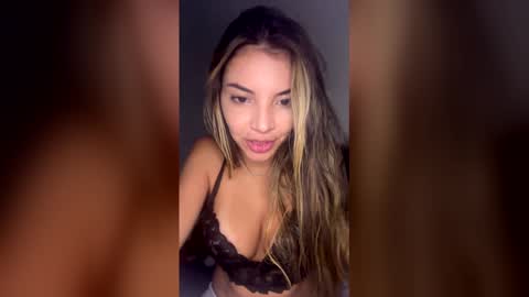 dearbela online show from April 20, 2026, 11:02 am