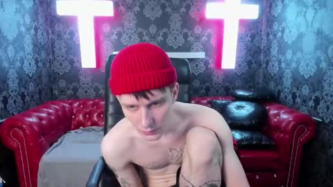 dearboyy_ online show from March 7, 2026, 9:12 pm