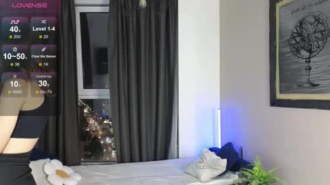 Snapshot of debihenks chatting on October 21, 2025, 5:02 pm Eva online show from October 21, 2025, 5:02 pm