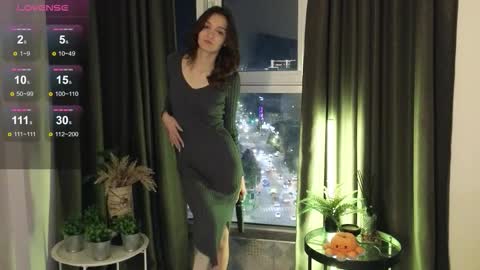 Snapshot of debihenks chatting on October 28, 2025, 5:15 pm Eva online show from October 28, 2025, 5:15 pm