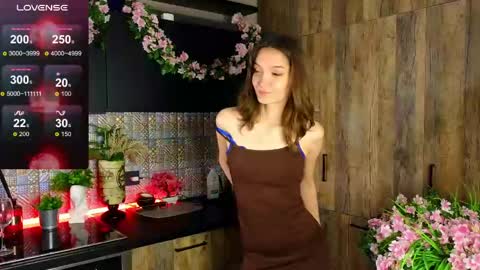 Eva online show from May 2, 2026, 5:18 pm