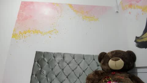 Snapshot of debora_ortiz chatting on October 6, 2025, 1:19 pm debora ortiz online show from October 6, 2025, 1:19 pm