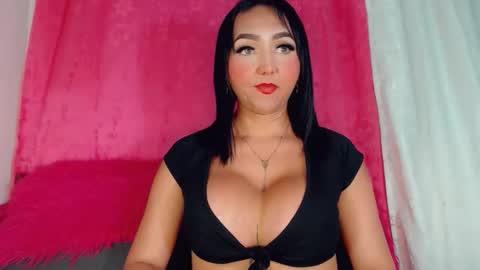 Snapshot of deboragill chatting on June 11, 2026, 2:53 am deboragill online show from June 11, 2026, 2:53 am
