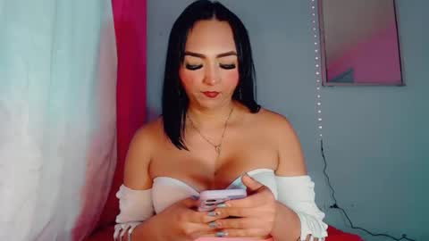 Snapshot of deboragill chatting on June 16, 2026, 11:07 pm deboragill online show from June 16, 2026, 11:07 pm