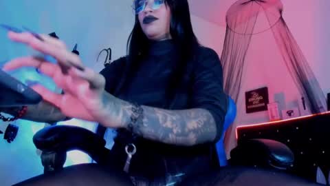 Snapshot of deborahtatto chatting on October 2, 2025, 3:19 pm Doborah Miss Carter online show from October 2, 2025, 3:19 pm