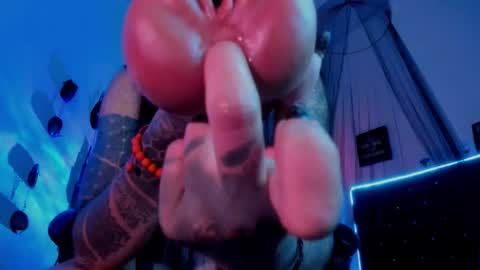 Snapshot of deborahtatto chatting on October 15, 2025, 1:11 pm Doborah Miss Carter online show from October 15, 2025, 1:11 pm