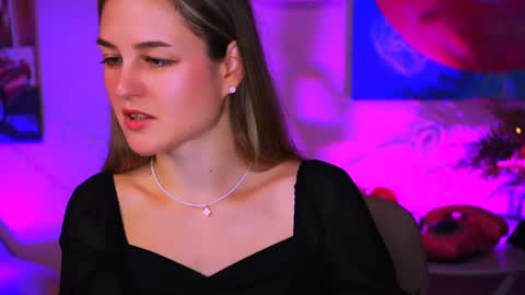 Snapshot of deboralarson chatting on January 13, 2025, 4:28 am Debora online show from January 13, 2025, 4:28 am