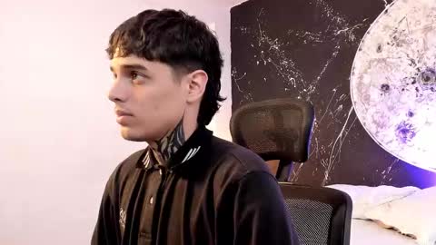 declan_fox online show from October 12, 2025, 12:15 pm