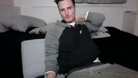 Dee4dayz online show from March 4, 2026, 3:34 am