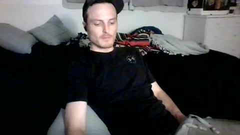 Dee4dayz online show from July 5, 2026, 1:23 am
