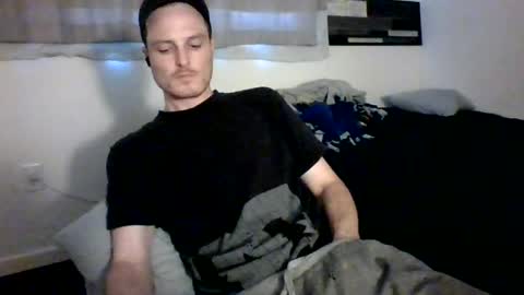Dee4dayz online show from August 2, 2026, 11:47 pm
