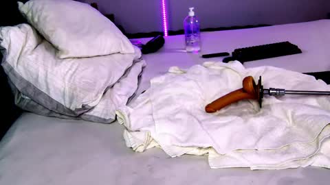 Snapshot of dee_waters chatting on March 8, 2026, 2:04 am Tikhomirov old usersname Instagram- tikhomirovandreea17 Twitter DeeaOfficial17 online show from March 8, 2026, 2:04 am