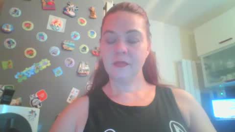 deea1805 online show from January 4, 2025, 11:43 am