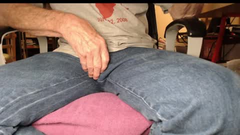 Snapshot of deeepocean chatting on April 4, 2026, 1:41 pm deeepocean online show from April 4, 2026, 1:41 pm