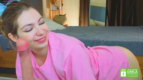 Snapshot of deepcums_ chatting on May 12, 2026, 8:11 am Sophie online show from May 12, 2026, 8:11 am