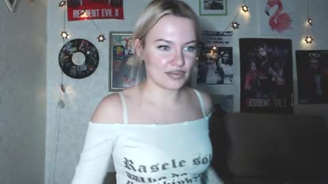 deepholedayss online show from April 15, 2026, 9:27 am