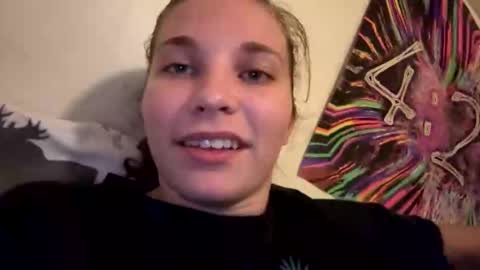 deepthroatqueen33 online show from October 13, 2025, 1:05 am