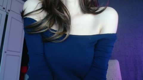 KamiDevi online show from November 29, 2025, 3:37 pm