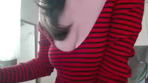 KamiDevi online show from March 10, 2026, 3:28 pm