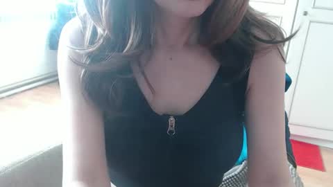 Snapshot of deessedivine chatting on April 16, 2026, 1:01 pm KamiDevi online show from April 16, 2026, 1:01 pm