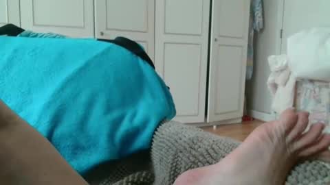Snapshot of deessedivine chatting on May 2, 2026, 12:32 pm KamiDevi online show from May 2, 2026, 12:32 pm
