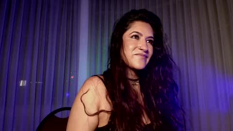 Snapshot of deesseluxure_ chatting on December 7, 2024, 6:32 am Andre online show from December 7, 2024, 6:32 am