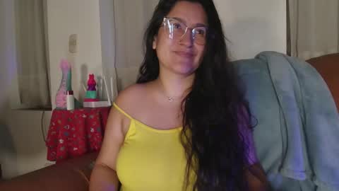 Snapshot of deesseluxure_ chatting on November 1, 2025, 2:13 am Andre online show from November 1, 2025, 2:13 am