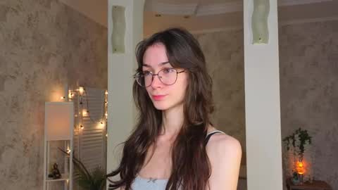 Snapshot of defeded_lovee chatting on October 2, 2025, 7:10 pm Amy online show from October 2, 2025, 7:10 pm