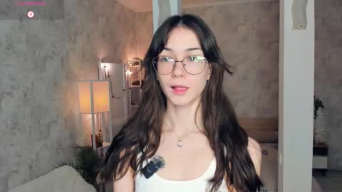 Snapshot of defeded_lovee chatting on November 8, 2025, 7:23 pm Amy online show from November 8, 2025, 7:23 pm