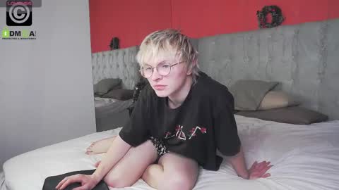 deficitt online show from December 20, 2024, 9:28 pm