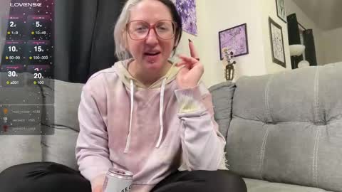 Snapshot of degeneratealiceof chatting on October 23, 2025, 4:34 am degeneratealiceof online show from October 23, 2025, 4:34 am