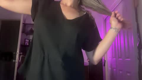 Snapshot of degeneratesaint chatting on October 16, 2025, 6:47 am Tori online show from October 16, 2025, 6:47 am