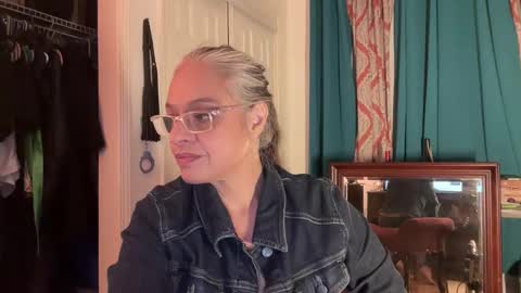 Snapshot of degeneratesaint chatting on April 20, 2026, 3:09 am Tori online show from April 20, 2026, 3:09 am