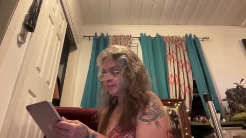 Snapshot of degeneratesaint chatting on April 24, 2026, 3:20 am Tori online show from April 24, 2026, 3:20 am
