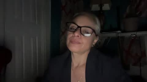 Snapshot of degeneratesaint chatting on May 8, 2026, 4:51 am Tori online show from May 8, 2026, 4:51 am