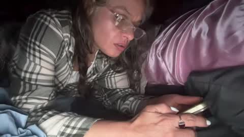 Snapshot of degeneratesaint chatting on July 1, 2026, 10:17 am Tori online show from July 1, 2026, 10:17 am