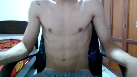 Snapshot of dei_v_48 chatting on February 19, 2026, 7:10 pm DEIVY online show from February 19, 2026, 7:10 pm