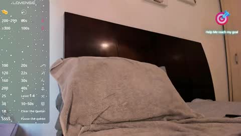 Snapshot of deibi_strong chatting on November 6, 2025, 6:09 pm deibi online show from November 6, 2025, 6:09 pm