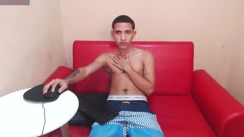 deiv2_ online show from October 18, 2025, 3:24 pm