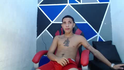 deiv_2 online show from September 10, 2025, 3:06 am