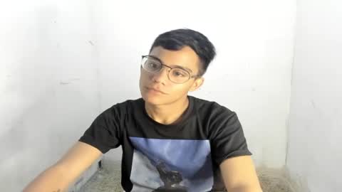 deivi_colins online show from September 17, 2025, 3:41 am