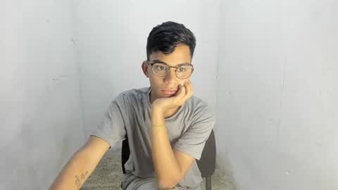 Snapshot of deivi_colins chatting on October 13, 2025, 9:26 pm deivi_colins online show from October 13, 2025, 9:26 pm