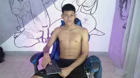 Snapshot of deivid_bigcock1 chatting on September 20, 2025, 12:44 am Deivid online show from September 20, 2025, 12:44 am