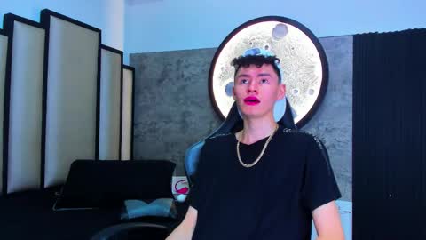 Snapshot of deivid_oficial20 chatting on October 28, 2025, 7:27 pm Deivid online show from October 28, 2025, 7:27 pm