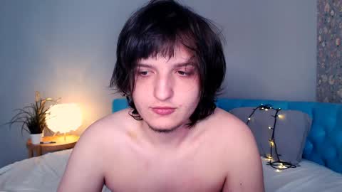 Alex online show from April 21, 2026, 4:19 am