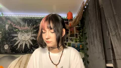 Alisa online show from March 27, 2026, 9:25 pm