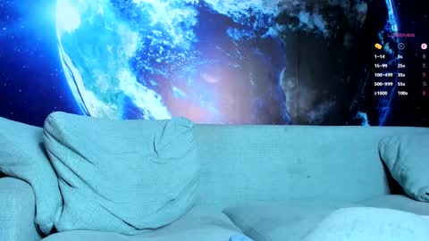 Snapshot of delessandro_world chatting on February 24, 2025, 5:22 am Delessandro online show from February 24, 2025, 5:22 am