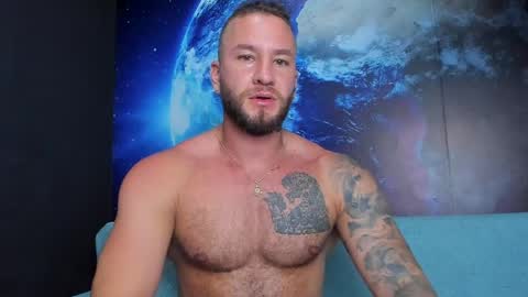 Delessandro online show from May 6, 2026, 3:02 am