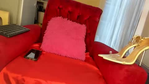 deli_la online show from February 27, 2026, 10:48 am